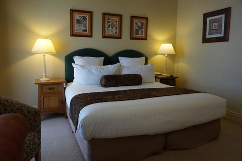 Royal Exchange Hotel - Adwords Guide 2