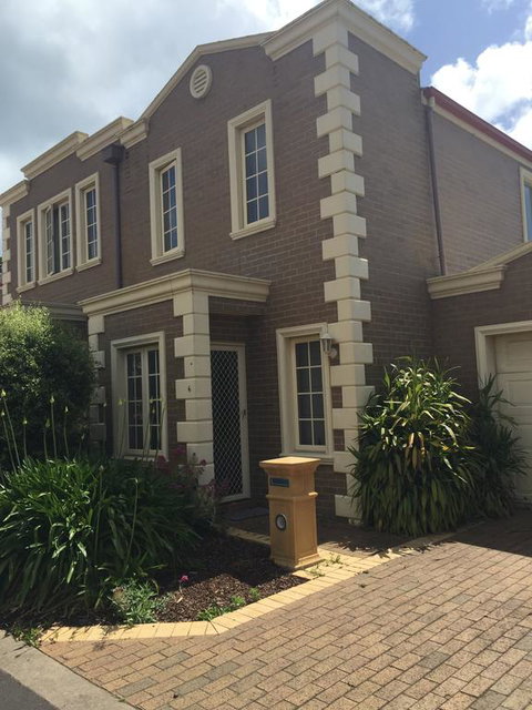 Salt Air On Lochard Place - Adwords Guide 0