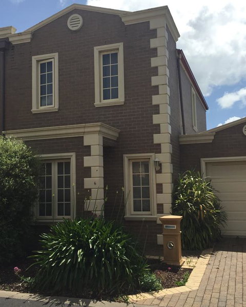 Salt Air On Lochard Place - Adwords Guide 3