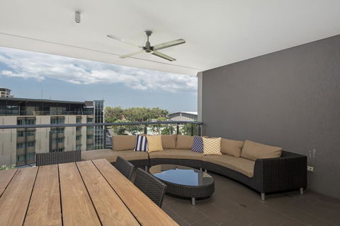 Saltwater Suites - 1,2 & 3 Bed Waterfront Apartments - Adwords Guide 3