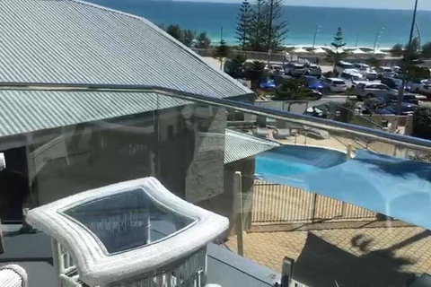 Scarborough Beach Front Resort - Shell Thirteen - Adwords Guide 0