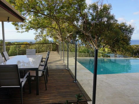 Scribbly Gums - Rainbow Beach, Ocean-front Spacious Home With Pool - Adwords Guide 0