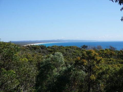 Scribbly Gums - Rainbow Beach, Ocean-front Spacious Home With Pool - Adwords Guide 1