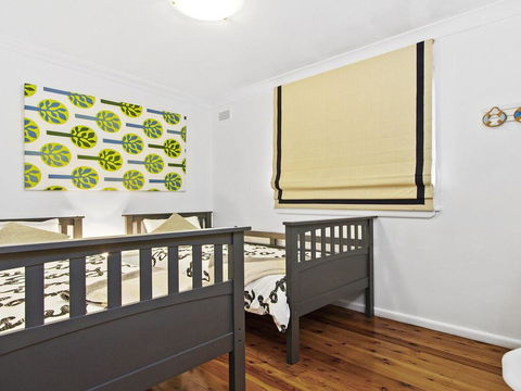 Sea Shack - Renovated 1950's Beach House - Adwords Guide 1