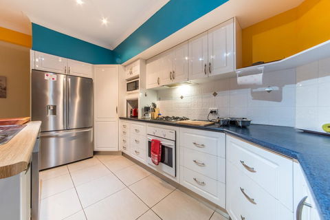 Seaside Hideaway- Hideaway Bay - Adwords Guide 2