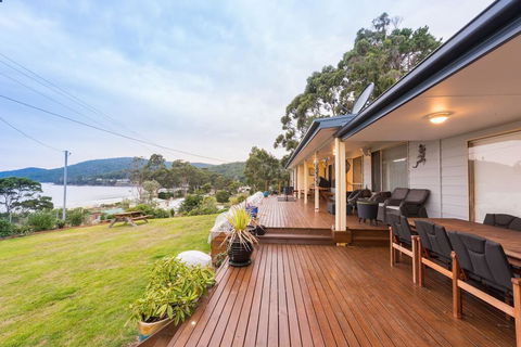 Seaview Family Retreat - Adwords Guide 0
