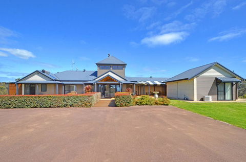 Sensational Heights Bed & Breakfast - Adwords Guide 1