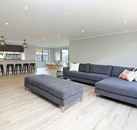 Serenity on Currawong - Billiards Home Theatre WiFi Linen 4 bdrms - Adwords Guide