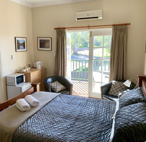Settlers Hotel York - Adwords Guide 1