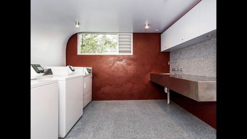 Soho Chic Apartment - Adwords Guide 1