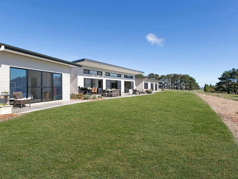 Somerton Ridge - The Perfect Rural Retreat - Adwords Guide 0