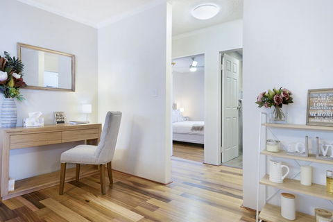 Spacious Renovated Apartment In Quiet Area - Adwords Guide 1