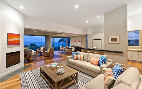 Spacious With Surf Views, Sunshine Beach - Adwords Guide 2