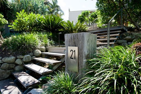 Spacious With Surf Views, Sunshine Beach - Adwords Guide 1