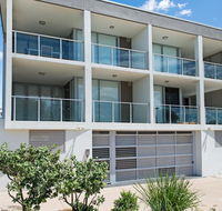 Stunning surfside apartment - Boyd St Woorim - Adwords Guide