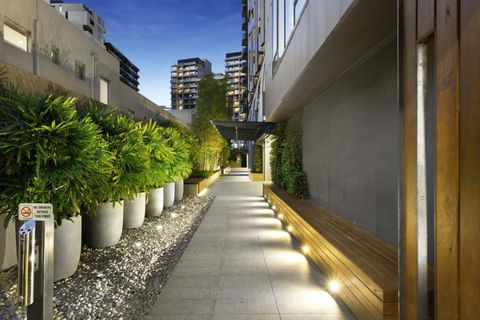 STYLISH 2BR 2BTH + CAR = HEART OF SOUTH YARRA - Adwords Guide 1