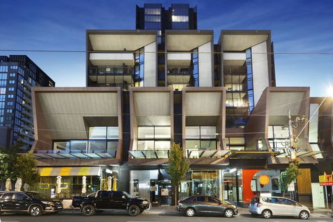 STYLISH 2BR 2BTH + CAR = HEART OF SOUTH YARRA - Adwords Guide 0