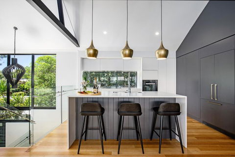 Stylish And Spacious Masterpiece, Sunshine Beach - Adwords Guide 3