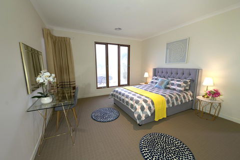 Stylish Luxe House For Big Group Near Shopping Center - Adwords Guide 1