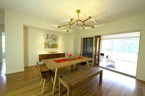 Stylish Luxe House For Big Group Near Shopping Center - Adwords Guide 3