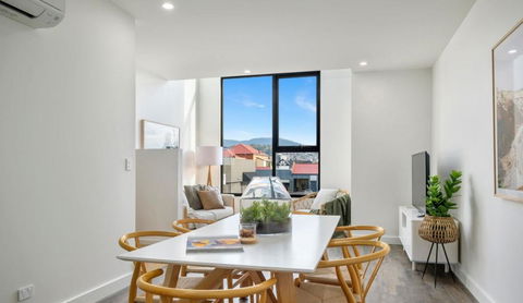 Stylish Townhouse - Adwords Guide 0
