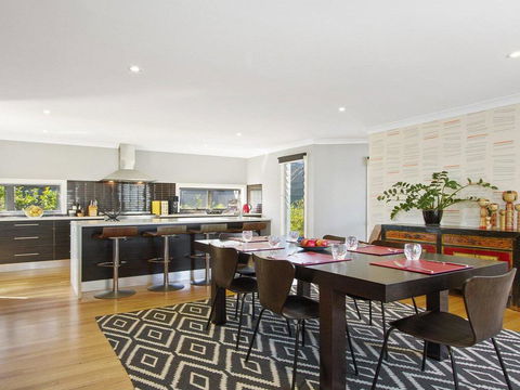 Sunshine Beach House-25 Metre Walk To The Beach - Adwords Guide 2