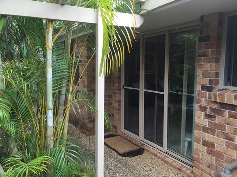 Sunshine Coast Tropical Getaway - Adwords Guide 3