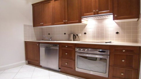 Superior Apartment With Views - Adwords Guide 3