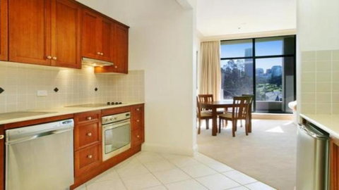 Superior Apartment With Views - Adwords Guide 2
