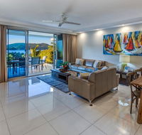 Superior Poinciana 011 on Hamilton Island - Adwords Guide