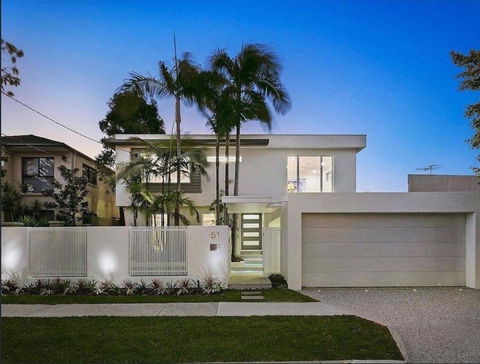 Surfers Paradise Holiday Home Almalfi Drive - Adwords Guide 0