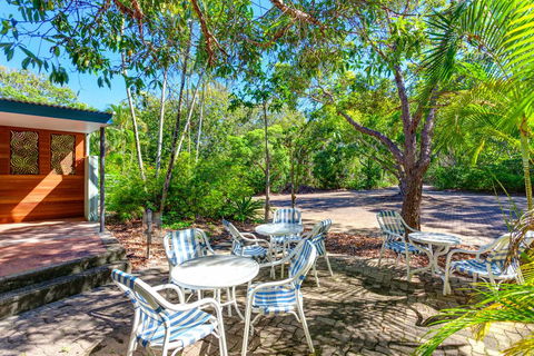 Surfside Beach House 17 - Rainbow Shores, Swimming Pool, 2 Minute Walk To Beach, Air Conditioning, Relax Here - Adwords Guide 2