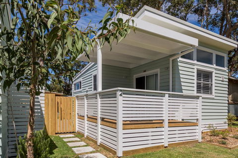 Surfside Cudmirrah Beach - Adwords Guide 0