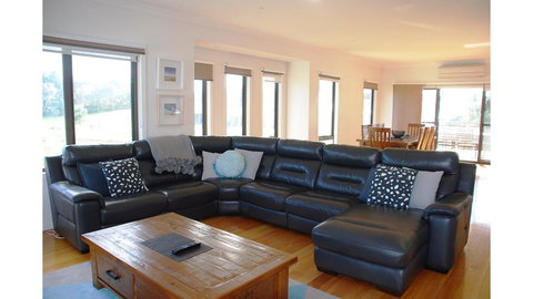 SURFSIDE LAKEVIEWS - FREE WIFI - Adwords Guide 3