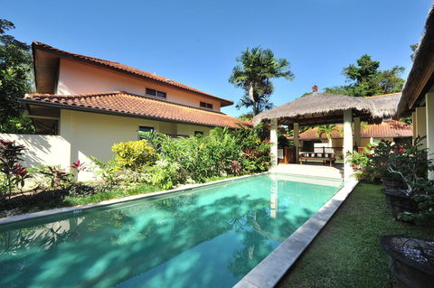 Surya Beachfront Villa No.1 - Adwords Guide 1