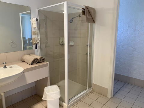 Swaggers Motor Inn - Adwords Guide 2