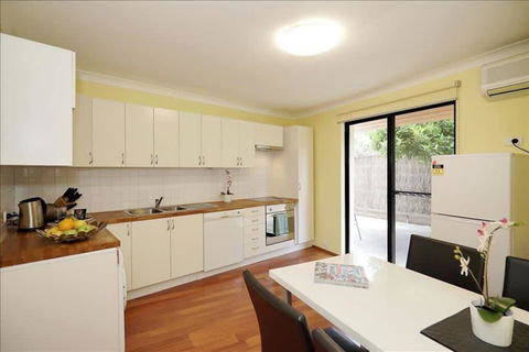 Swan River Applecross Heathcote Park 1BR Villa - Adwords Guide 2