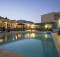 Sydney Beachouse YHA - Adwords Guide