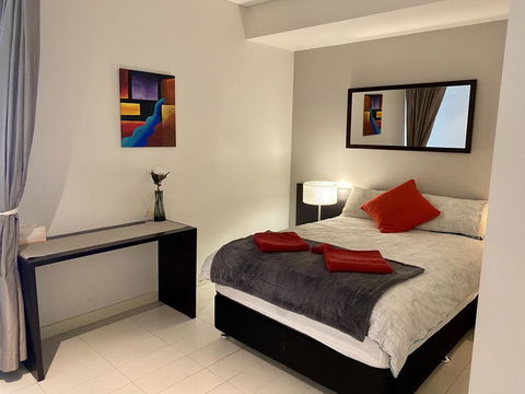Sydney CBD Central Location - Spacious Apartment - Parking - Pool - Gym - Best Location - Adwords Guide 3