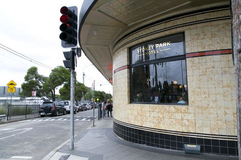 Sydney Park Hotel - Adwords Guide 1
