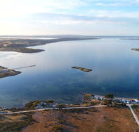 Tall Pines Beach House at Mount Dutton Bay part of Coffin Bay waterways - Adwords Guide