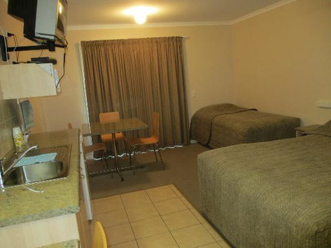 Tambo Mill Motel & Caravan Park - Adwords Guide 3
