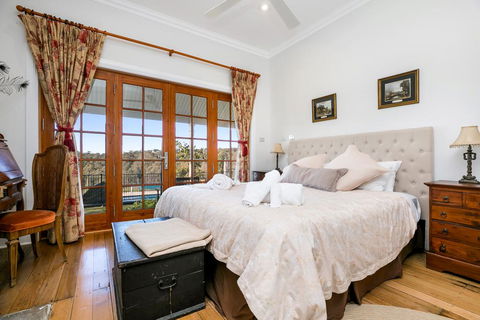 Taradale House Estate - Adwords Guide 0