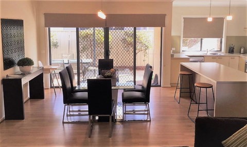 Tempo Place - Mulwala - Adwords Guide 1