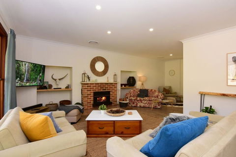 The Ambers - Comfortable Family Getaway! - Adwords Guide 3