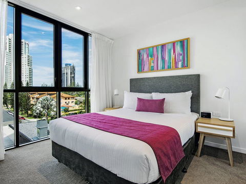 The Beach Broadbeach Private 2 Bedroom Apartment - Adwords Guide 2