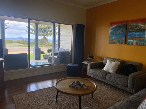 The Beach House & Villas - Adwords Guide 2