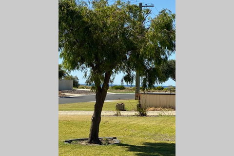 The Beach House Busselton - Adwords Guide 3