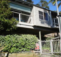 The Beach Hut Avoca Beach NSW - Adwords Guide