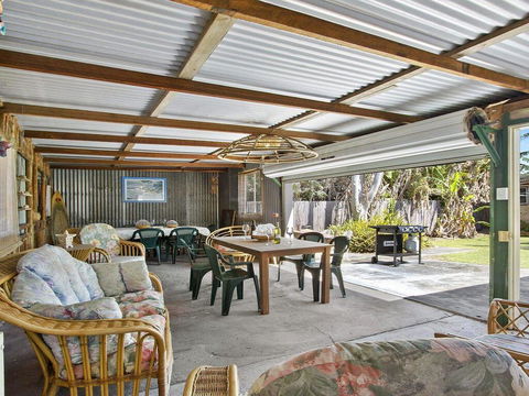 The Burra Break - 3 Minute Walk To Beach Access - Adwords Guide 1